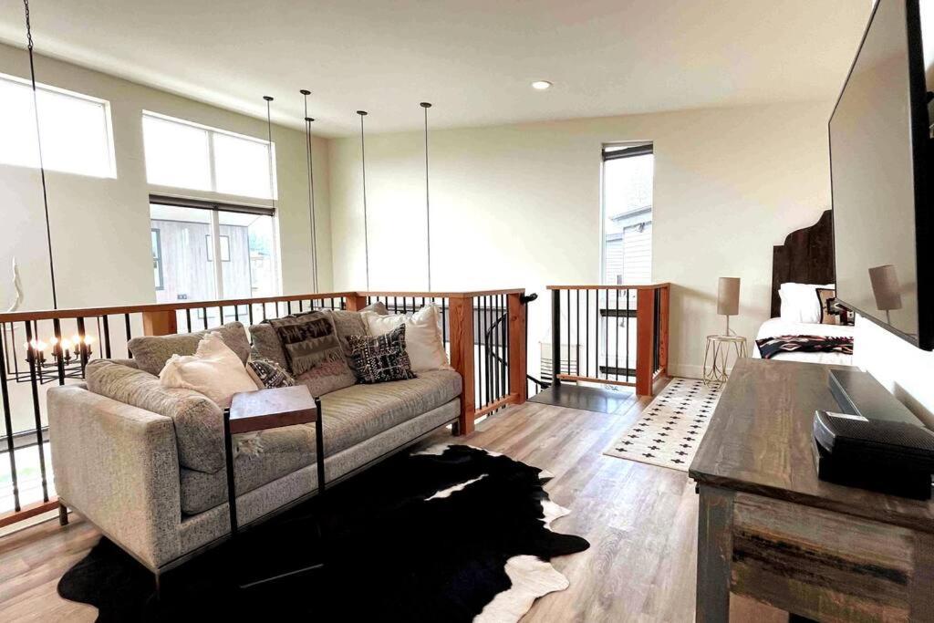 Brand New Upscale Home- Best Location! Whitefish Εξωτερικό φωτογραφία